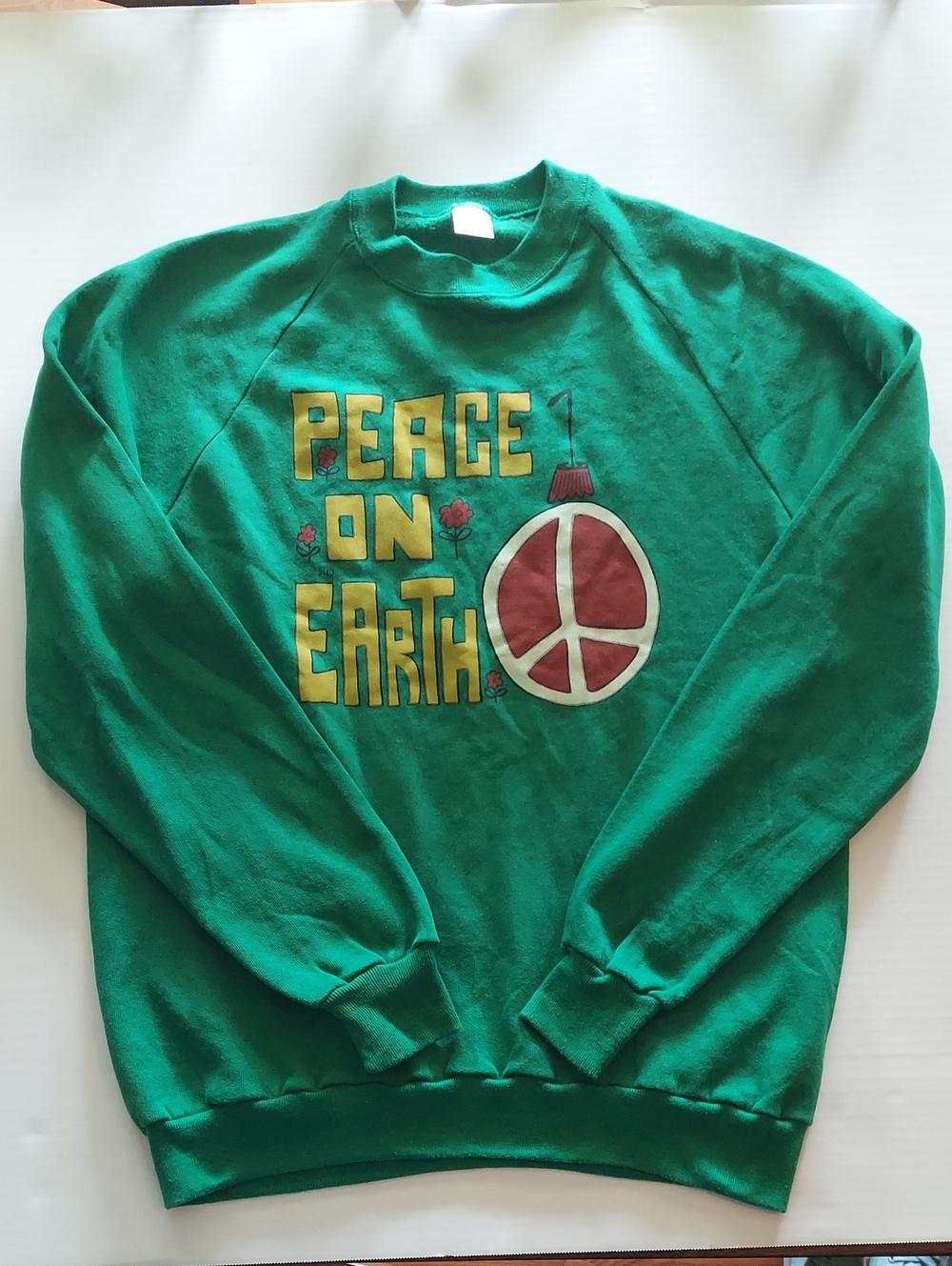 Vintage Jerzees By Russell Green ' Peace On Earth ' Sweatshirt  Sz XL / 46
